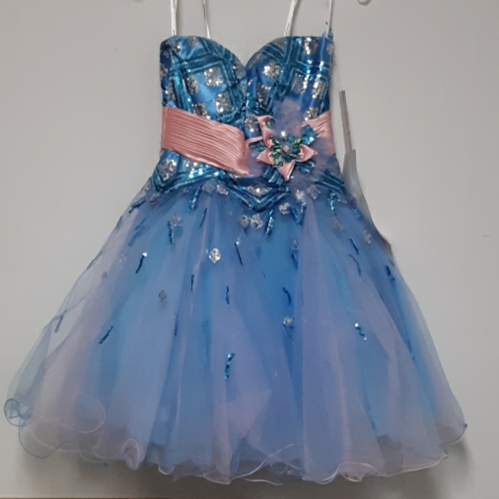 Tony bowls short homecoming party dress size 8